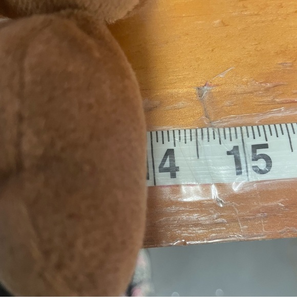 Toys R Us Exclusive Geoffrey Plush 9 Inch - Soft and Snuggly Giraffe - Picture 9 of 9